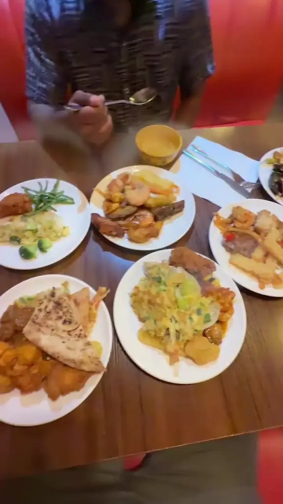 RIFKI_Hong Buffet_Luton_review