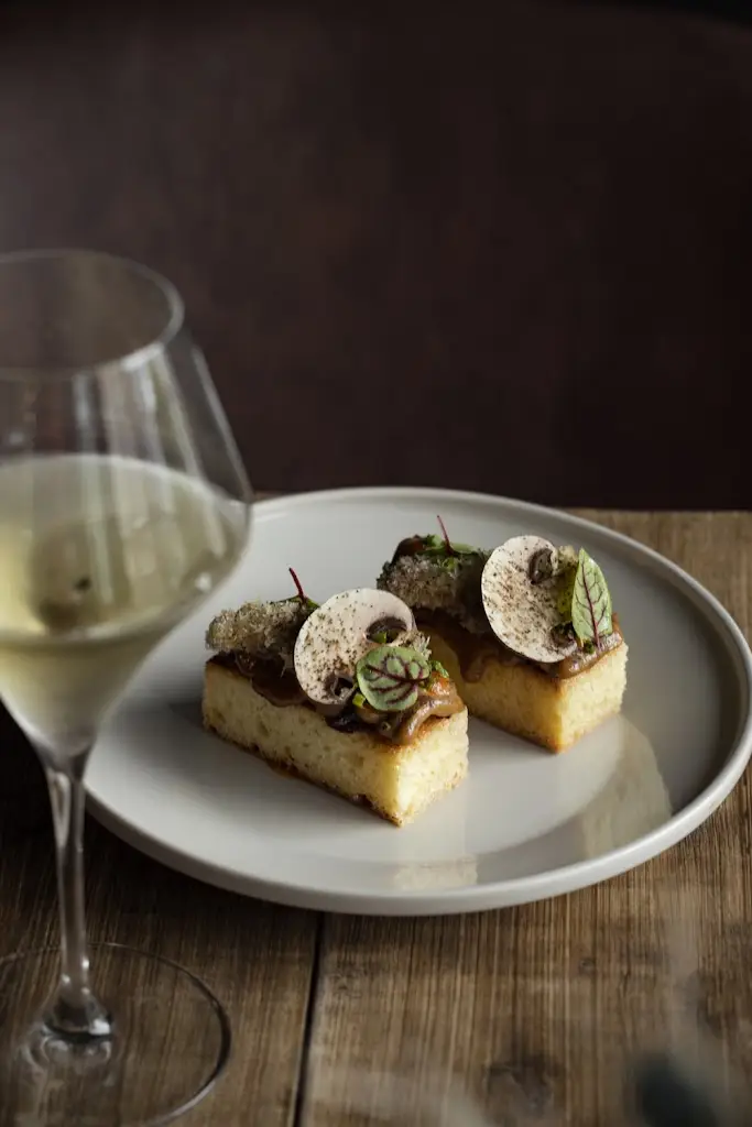 Restaurant Kensington_Lynton_slider_image_2