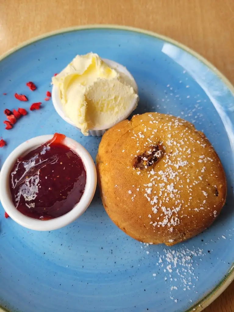 Emma Garry_North Coast Cafe_Lynton_review