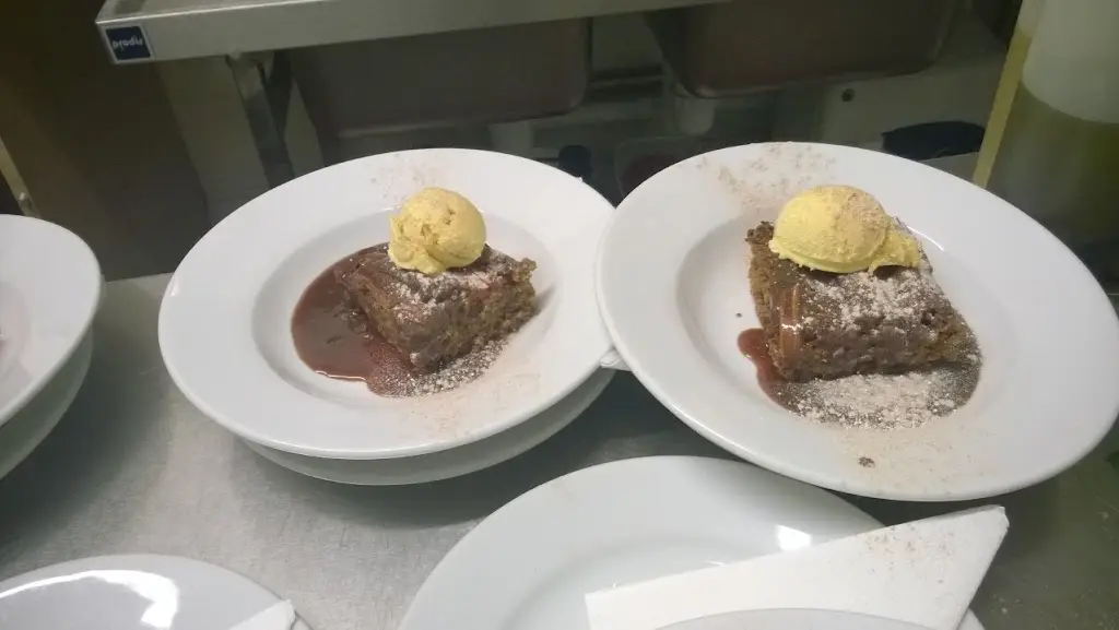 The Vanilla Pod_Lynton_slider_image_2