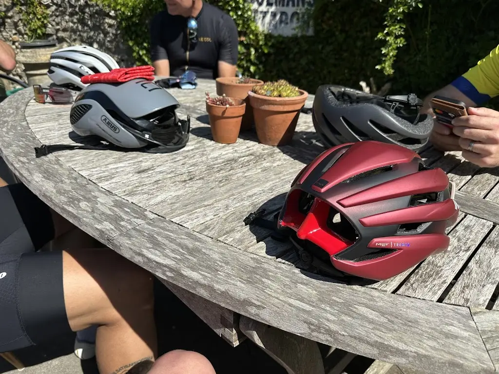 Alan Bailey_No. 64 Newsagents & Cafe_Maiden Newton_review