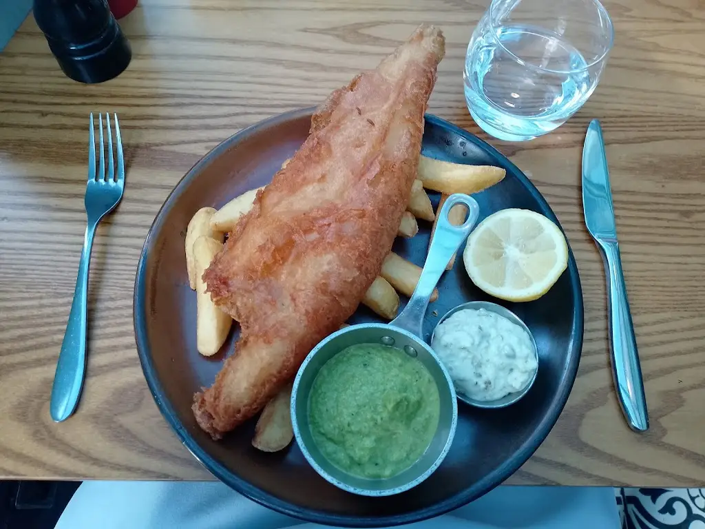 Old Mill Pub & Dining_Lymington_slider_image_3