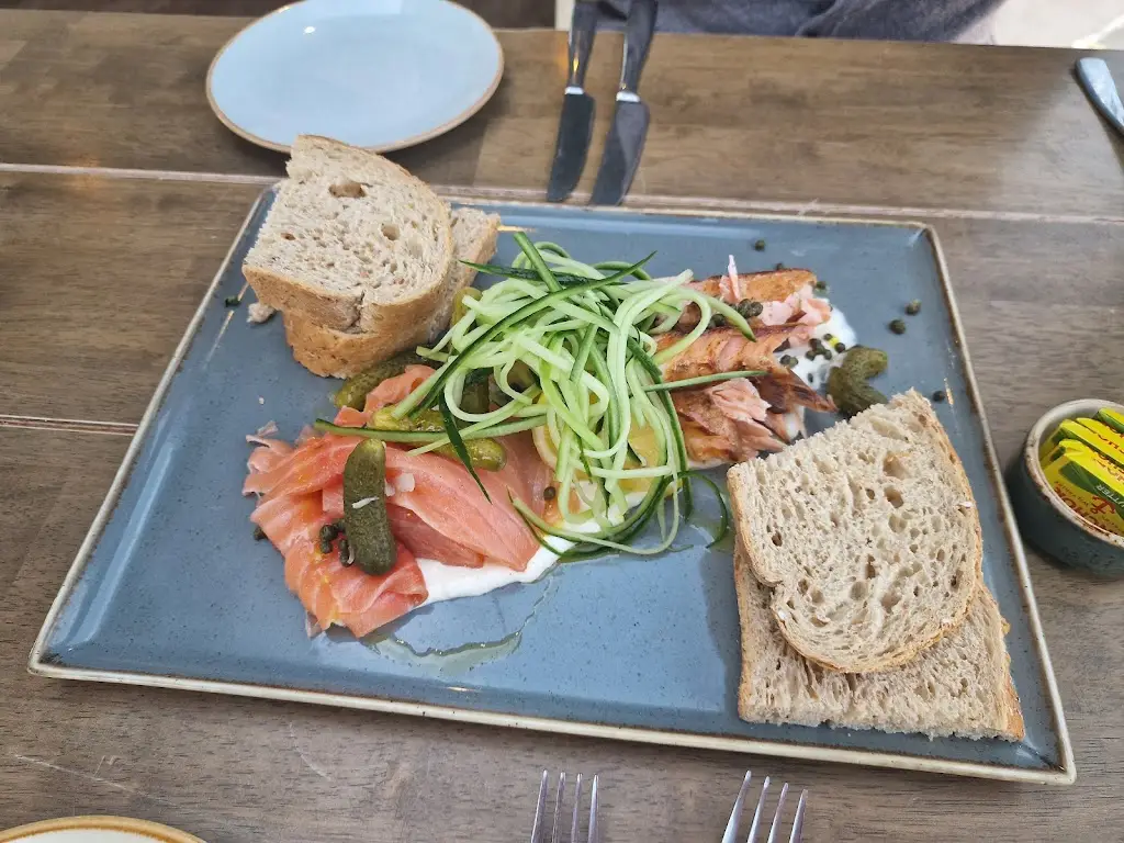 Sammie F_The Haven Bar & Restaurant_Lymington_review
