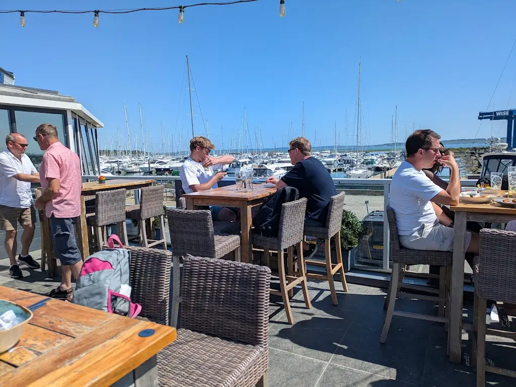 Nancy Lewis_The Haven Bar & Restaurant_Lymington_review