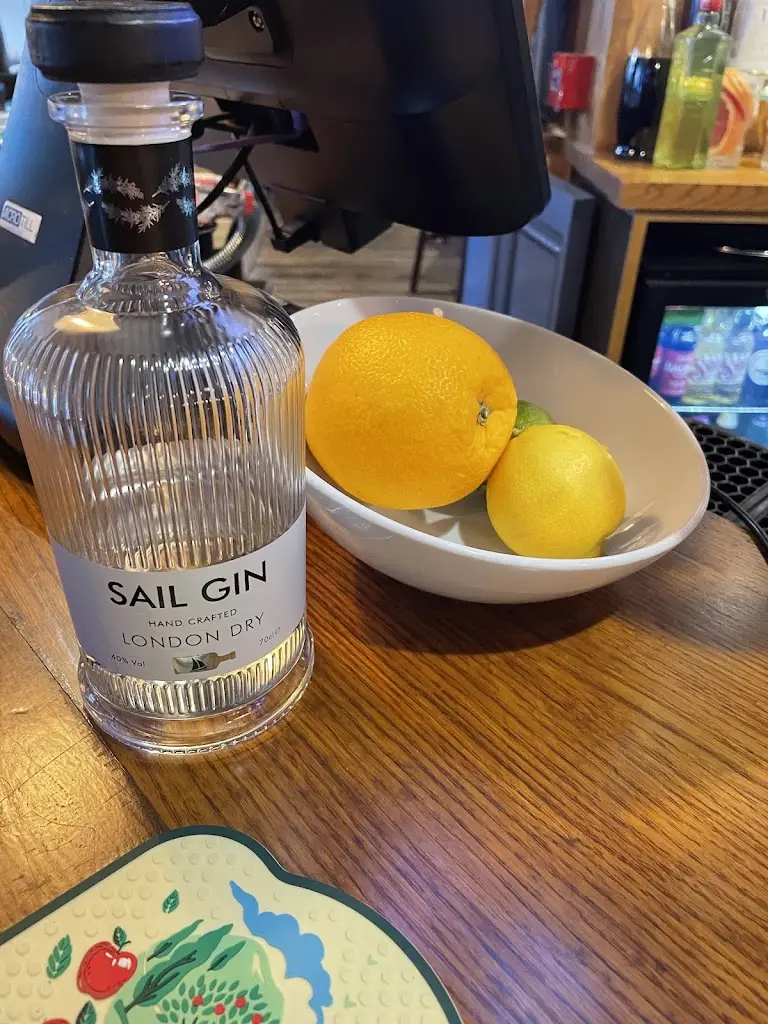 The Sail Inn_Lymington_slider_image_3