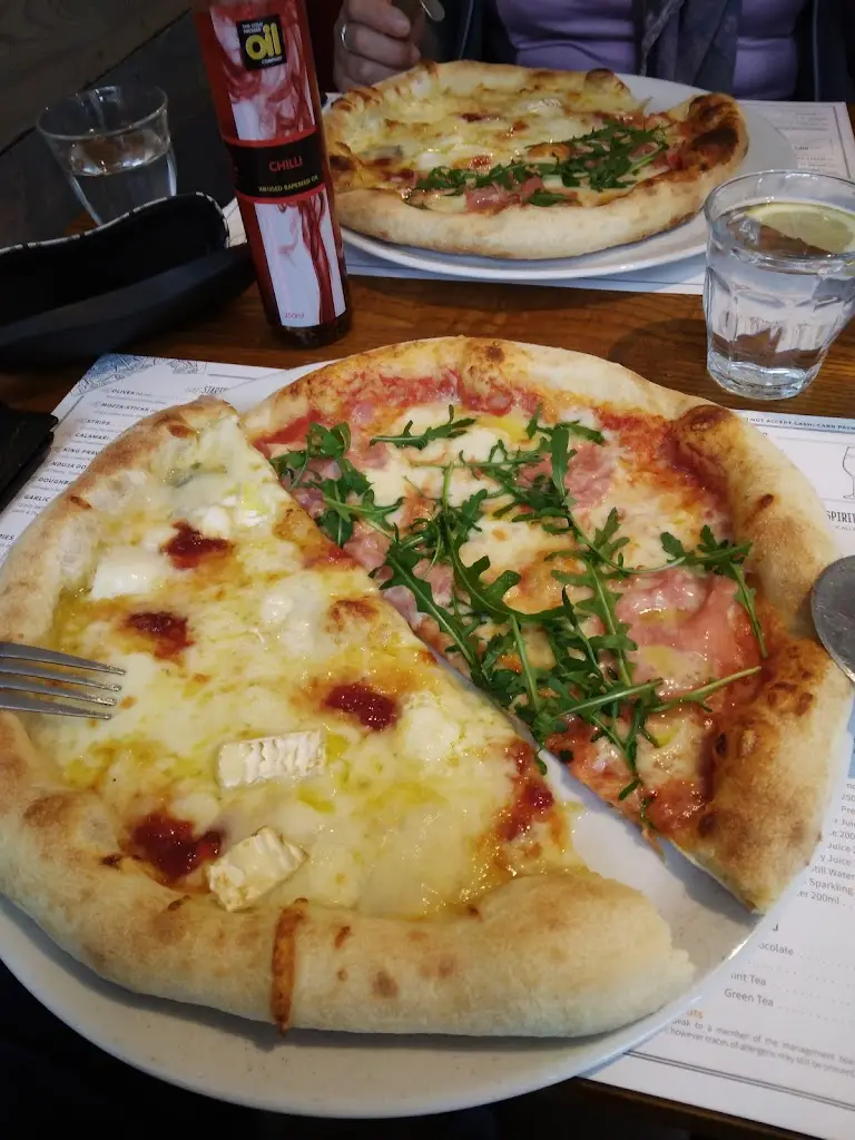 Menu_eatPIZZA Lymington_Lymington_image_4