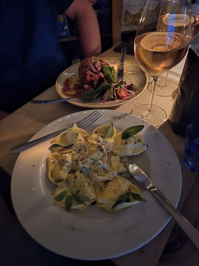Debbie Richardson_Ciao Belli_Lymington_review