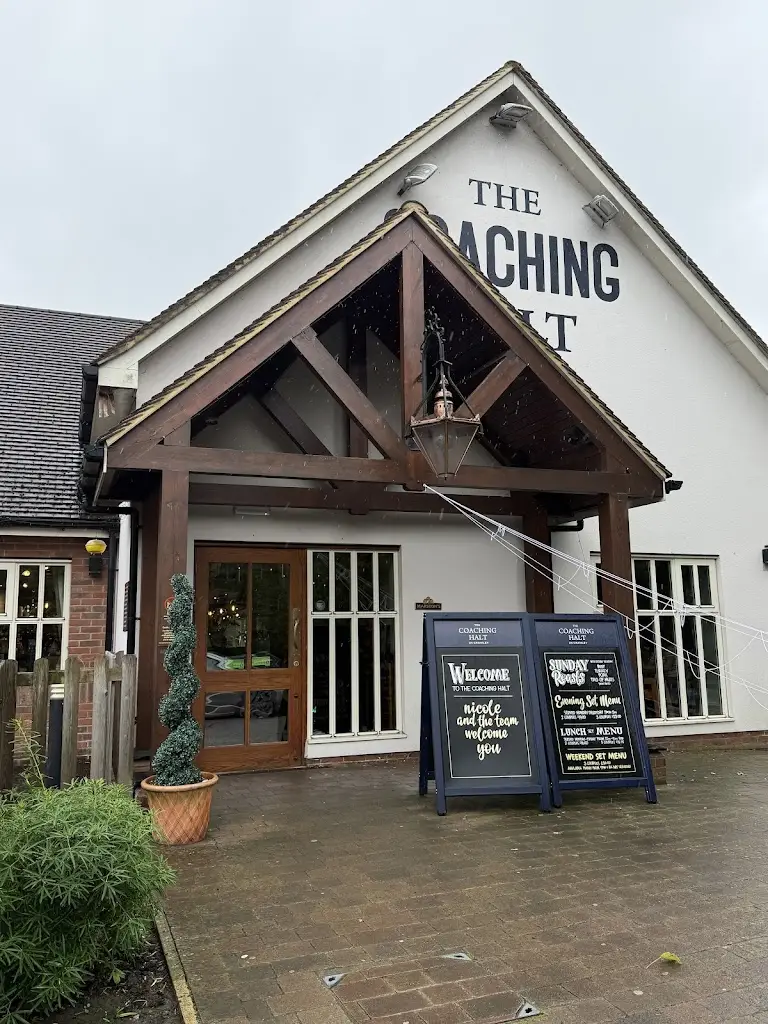 Coaching Halt_Maidenbower_slider_image_3