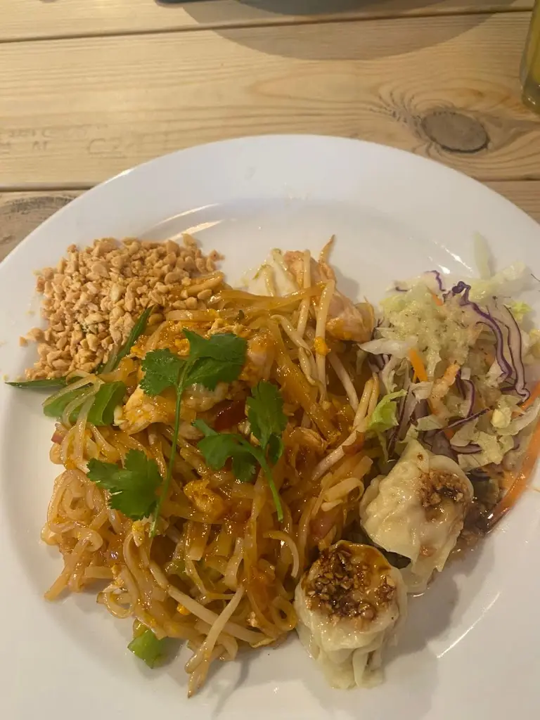 Jamie Grose_Chiang Mai Thai_Lyndhurst_review