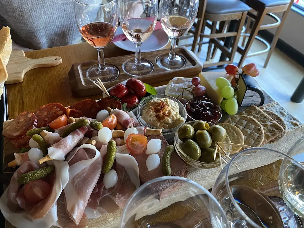 Menu_Renoufs Cheese and Wine Bar_Lyndhurst_image_2