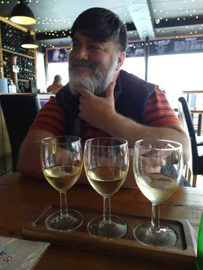 Menu_Renoufs Cheese and Wine Bar_Lyndhurst_image_6