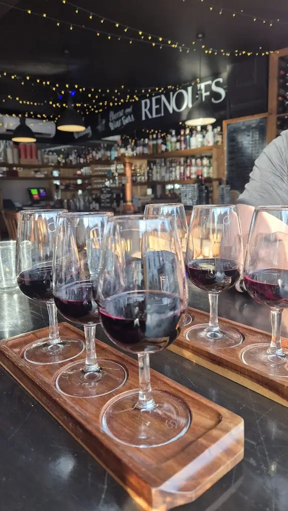 Shannon Duncan_Renoufs Cheese and Wine Bar_Lyndhurst_review