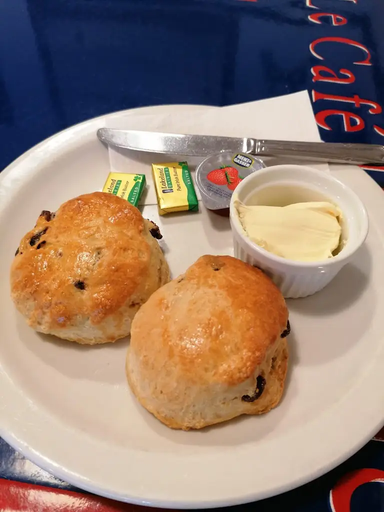 Menu_Café Parisien_Lyndhurst_image_8