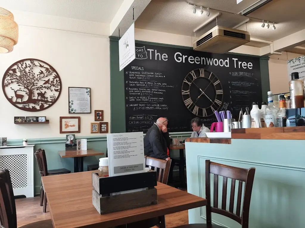 Clem Clem_The Greenwood Tree_Lyndhurst_reseña