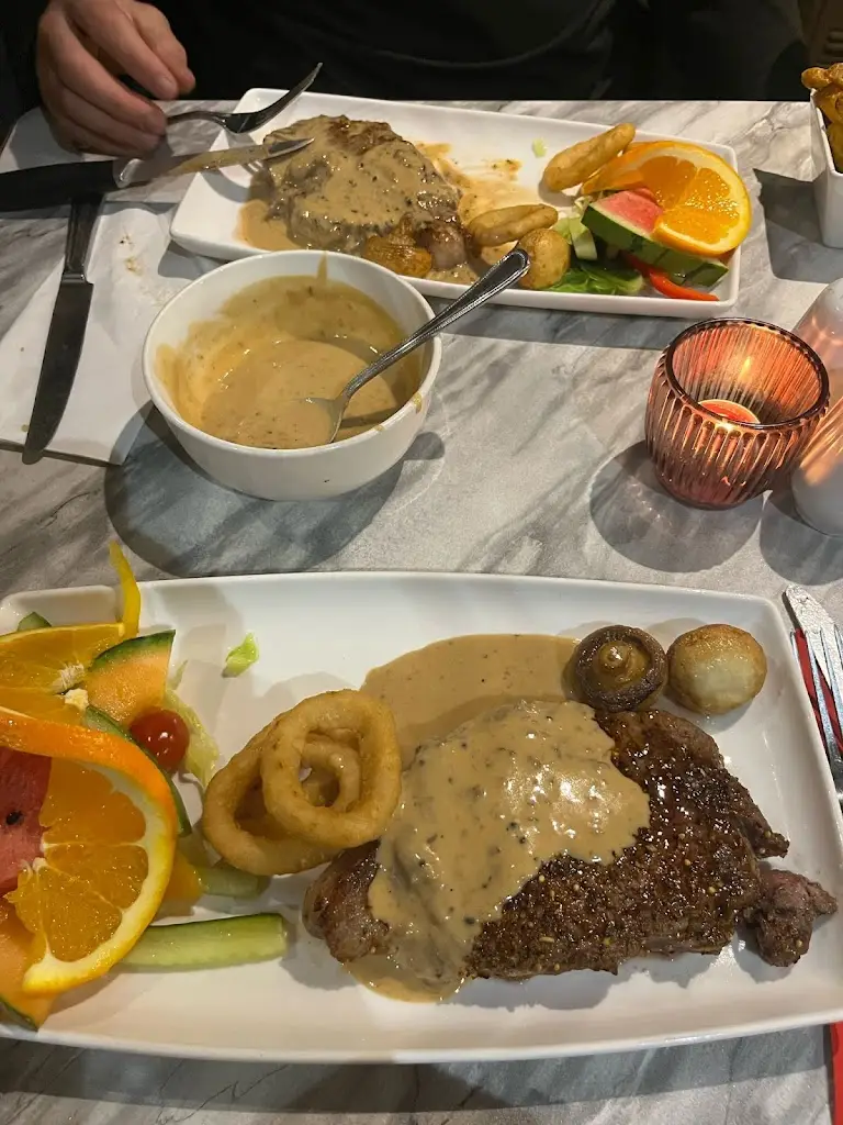 Bambarinos restaurant in Manby