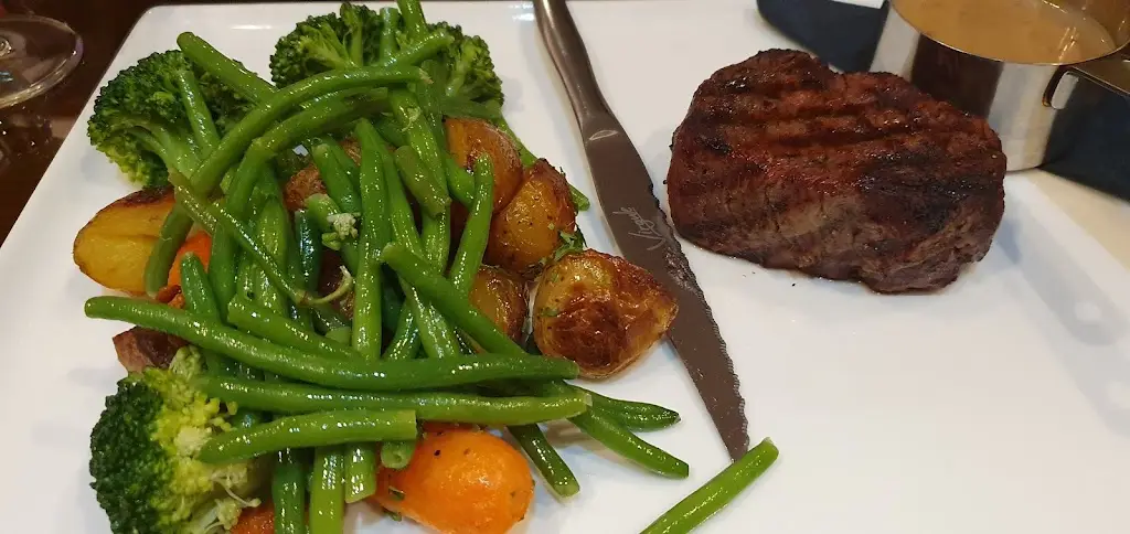 Jenny Meyah_Fina Bar & Grill_Macclesfield_review