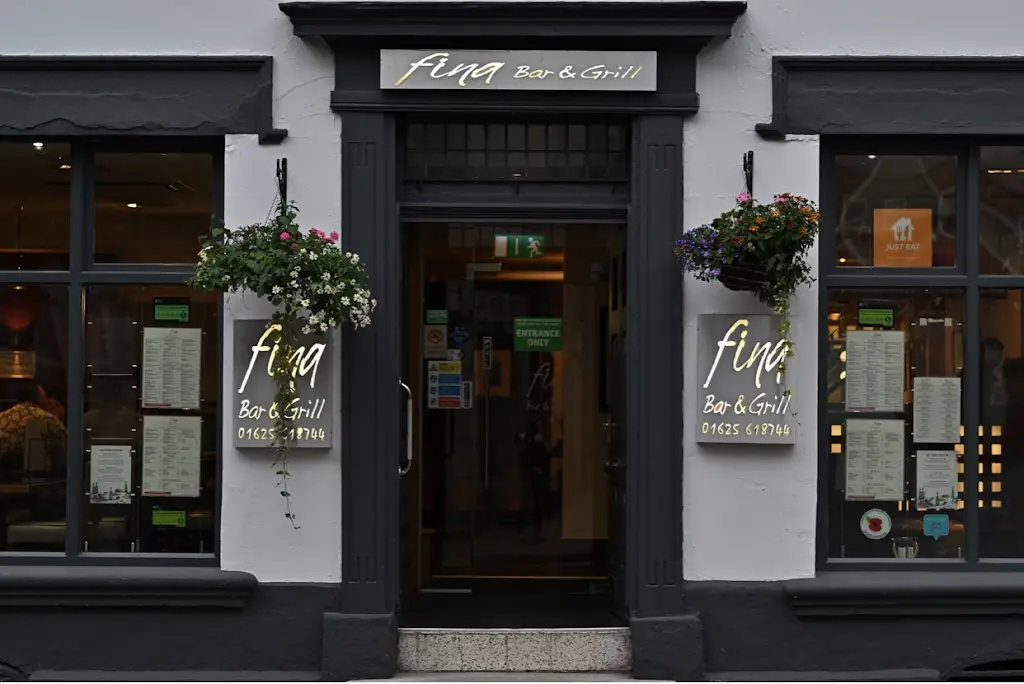 Fina Bar & Grill restaurant in Macclesfield