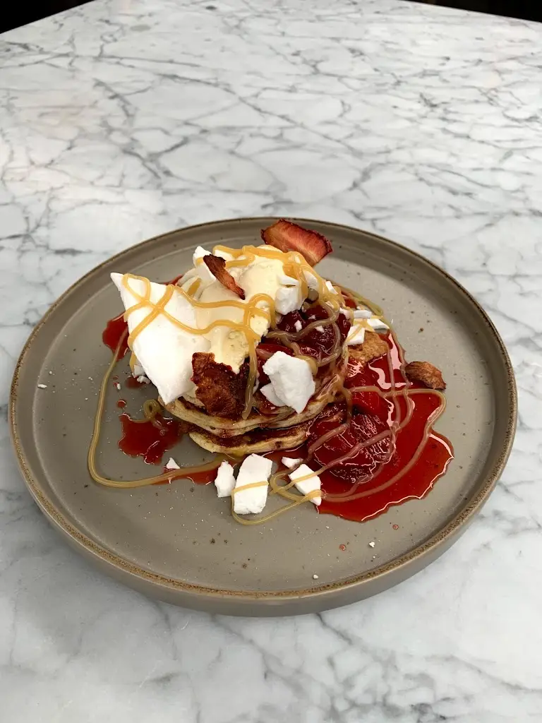 SAVAGES MUSSELS BAR_Macclesfield_slider_image_2