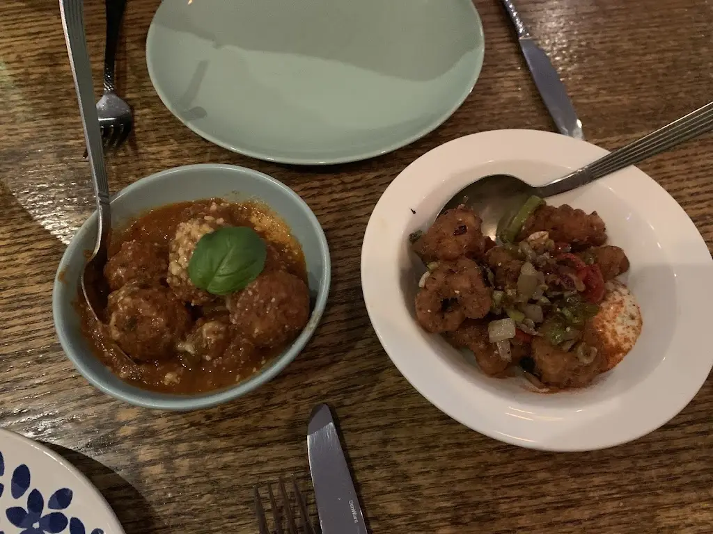 Sarah Fidment_Aquila_Macclesfield_review