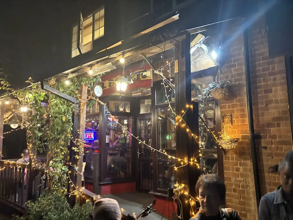 Andrew Mallinson_El Bareto_Bardsey_review