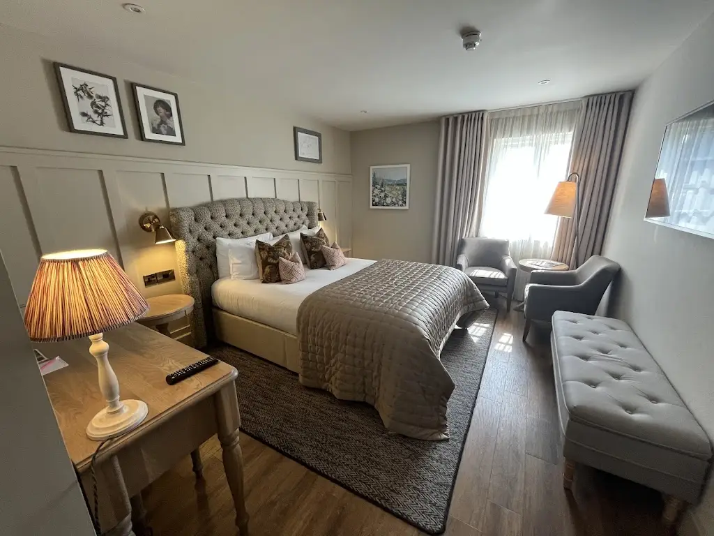 Helen “Hels” Button_The Lion at Malpas_Malpas_review