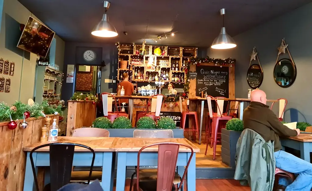 Anna Brutti_The Old Fire Station Cafe Bar_Malpas_review