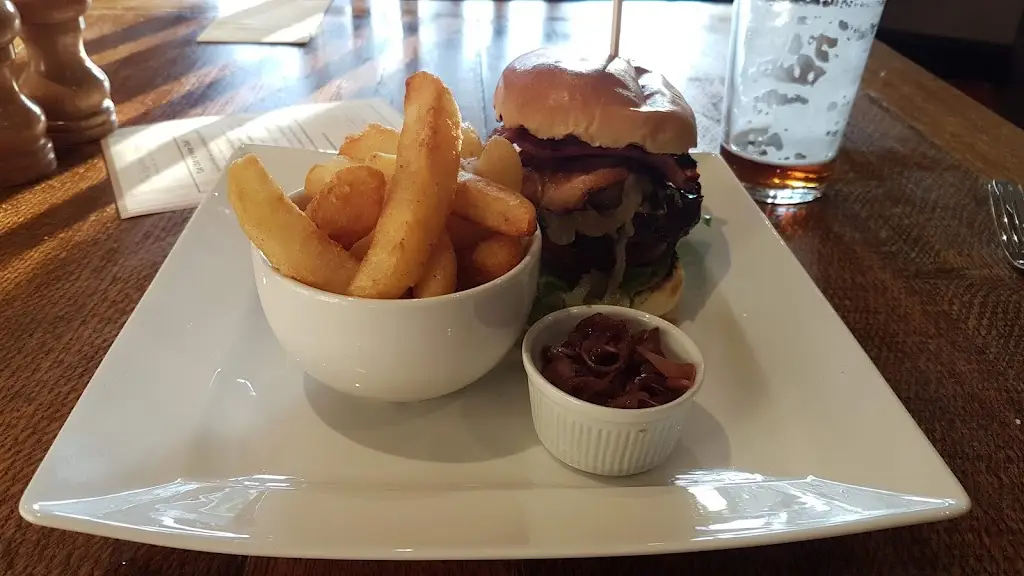 Menu_The Egerton Arms_Malpas_image_7