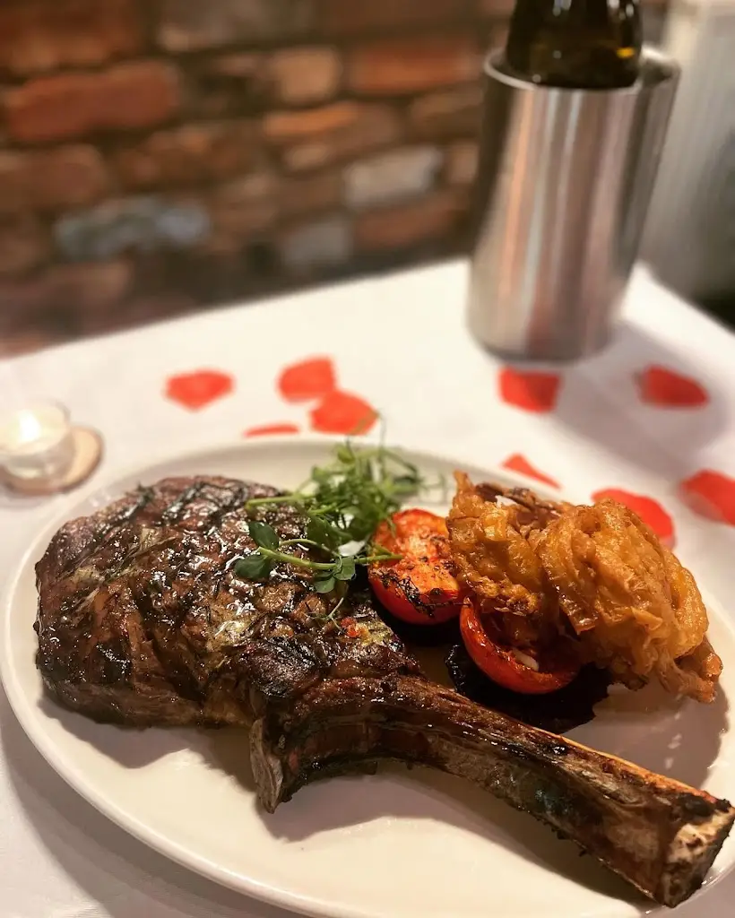 The Bickerton Poacher_Malpas_slider_image_2