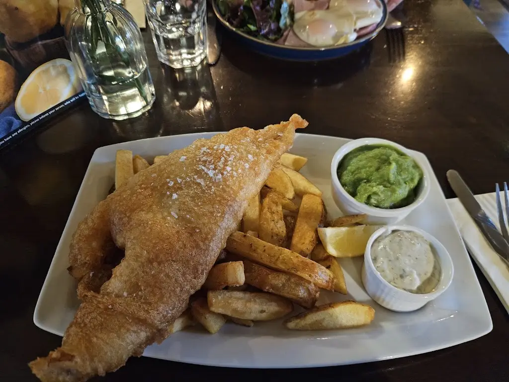 Gabor Markowski_The Plough on the Hill_Aldbourne_review