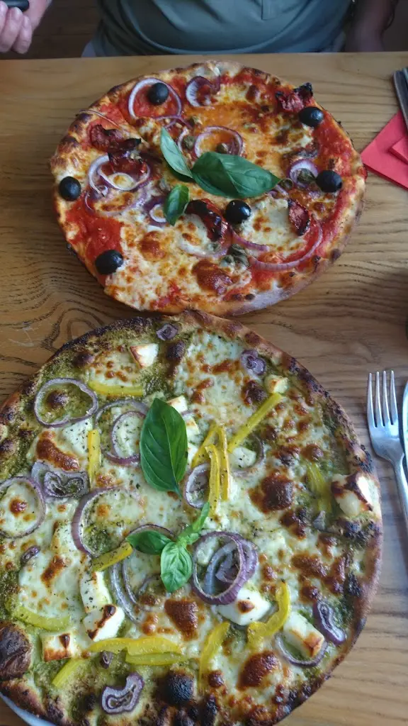 Menu_The Birdcage_Malmesbury_image_5