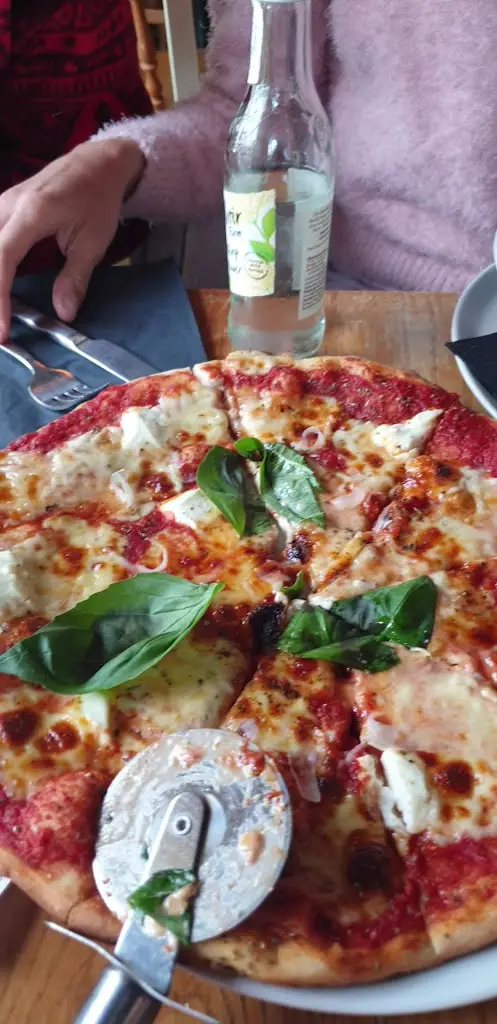 The Birdcage_Malmesbury_slider_image_2