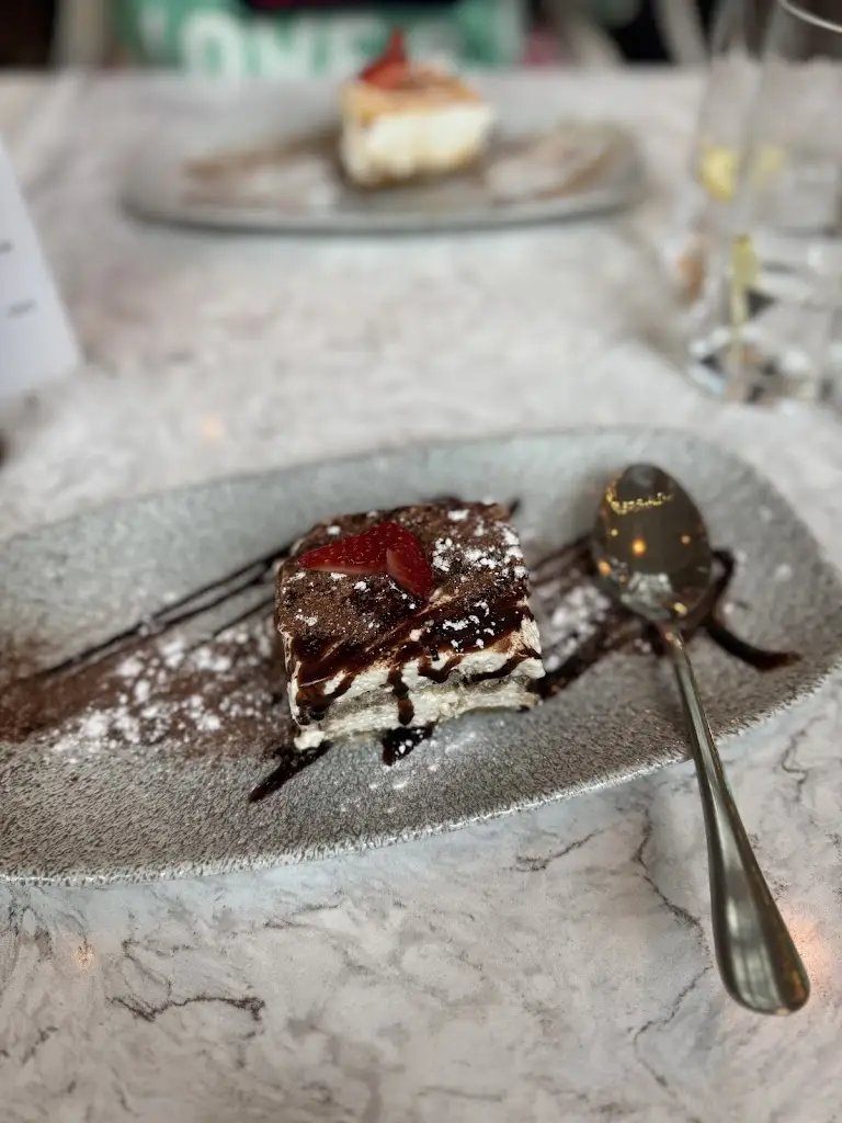 Menu_Aroma Italian Restaurant Malmesbury_Malmesbury_image_6