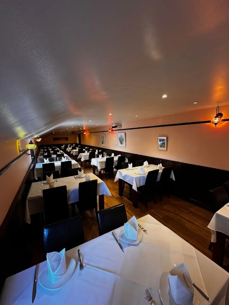 Spice Merchant Keralan Indian Restaurant_Malmesbury_slider_image_1