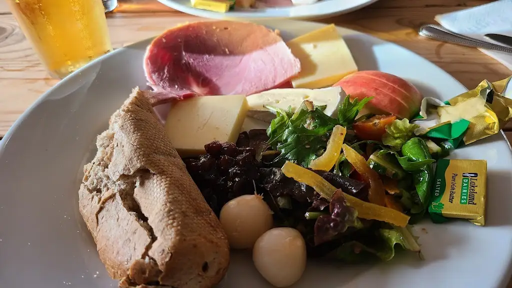 Menu_The Whole Hog_Malmesbury_image_5