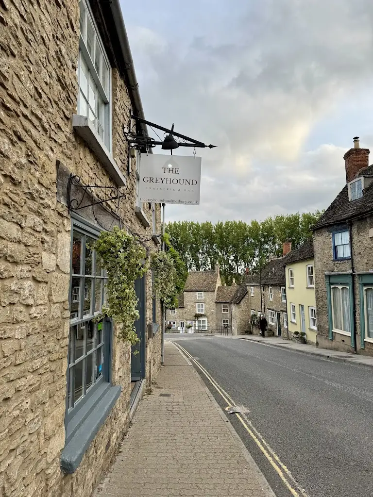 Bridget_The Greyhound - Malmesbury_Malmesbury_review