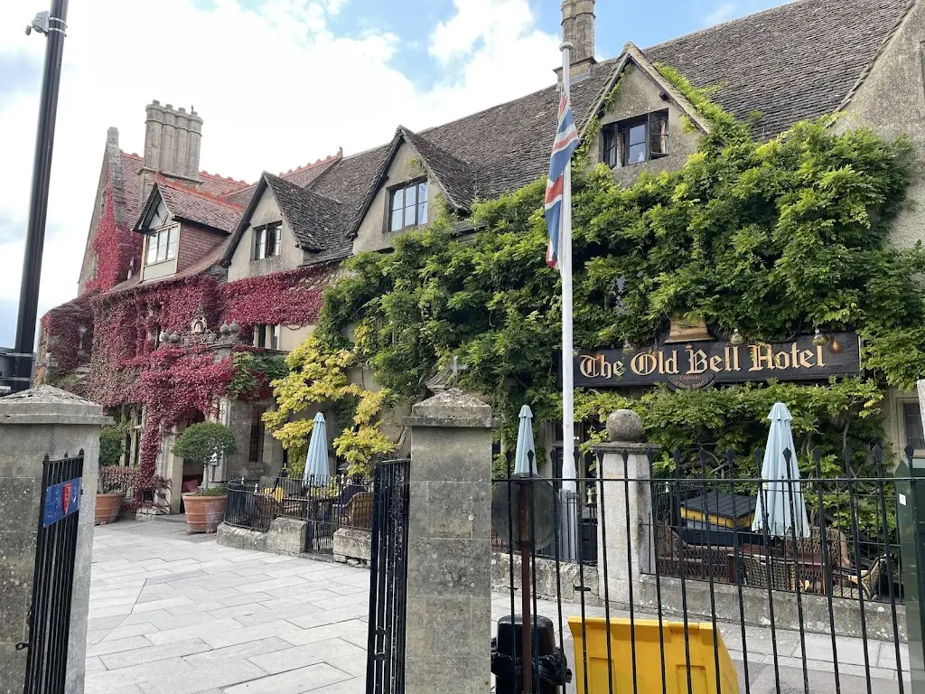 Tamsin Hobbs_The Old Bell Hotel_Malmesbury_reseña