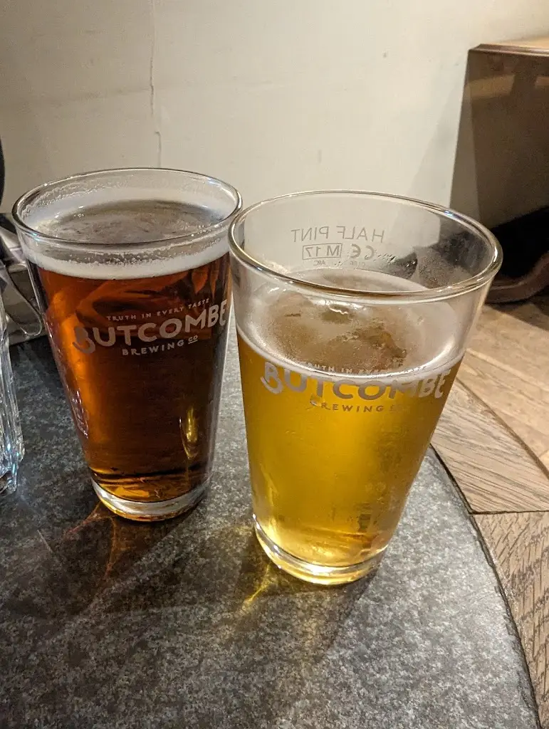 Menu_The Horse & Groom, Charlton_Malmesbury_image_6