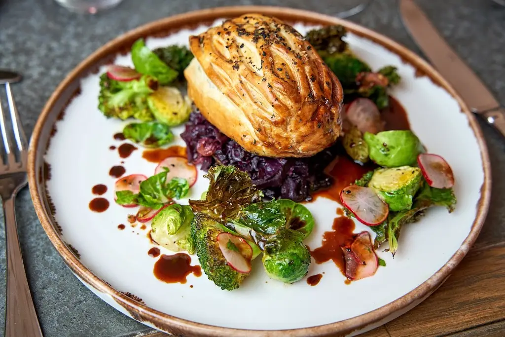 The Horse & Groom, Charlton_Malmesbury_slider_image_3