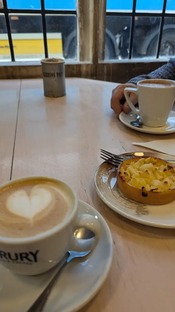 Anna Enright_Jackdaws Coffee House_Malmesbury_review