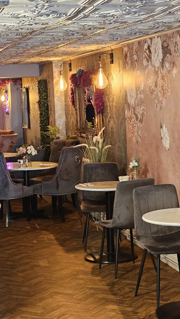 Leon Weideman_Mables Tea Room_Mablethorpe_review