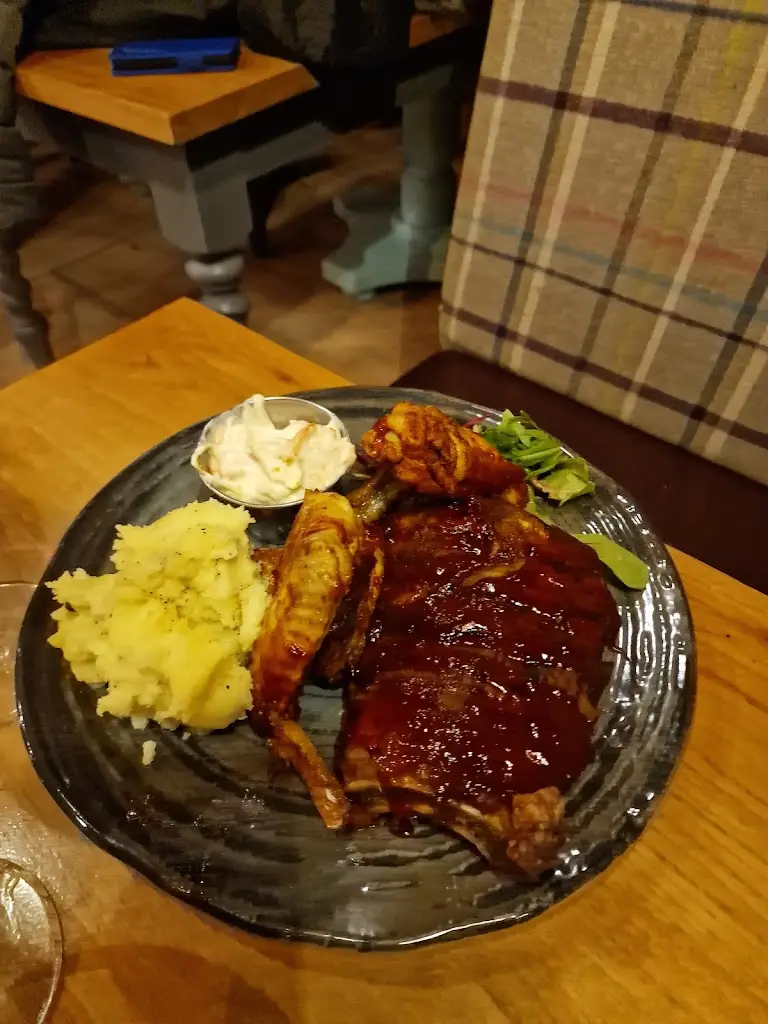 Kevin Bird_Badgers Barn Bar and Restaurant_Mablethorpe_review