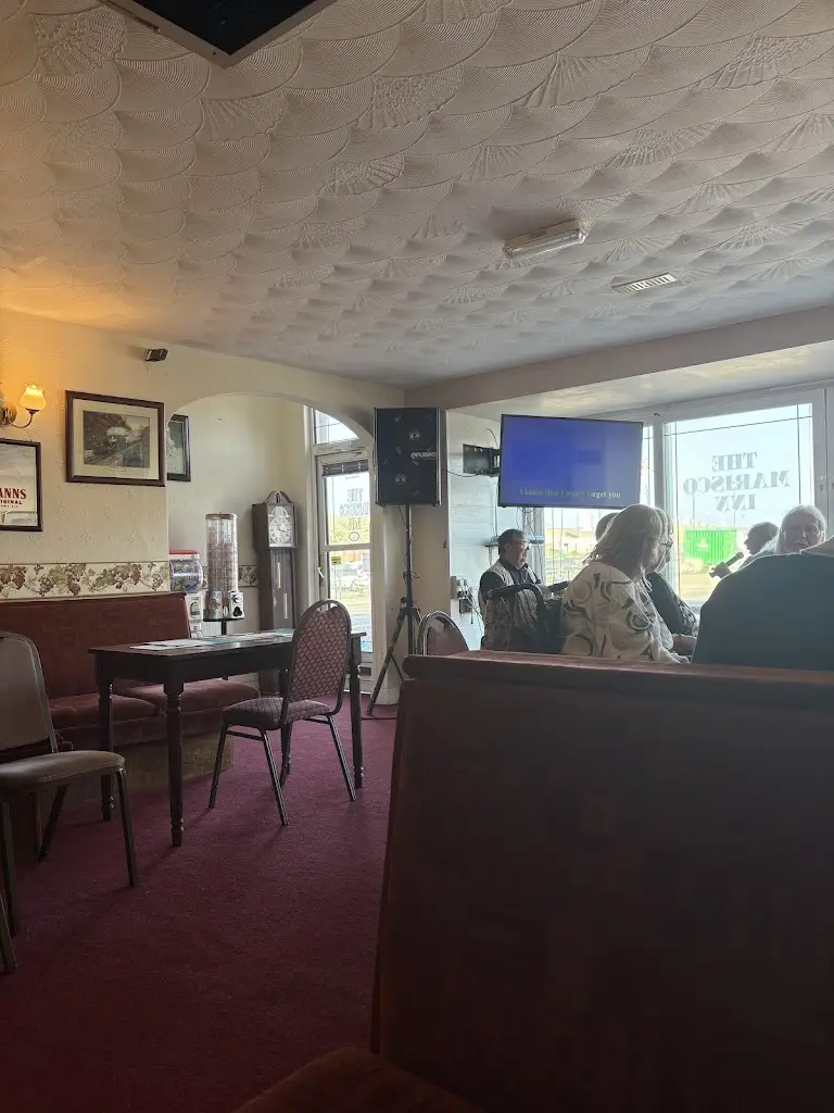 Neil Kelloway_THE MARISCO INN_Mablethorpe_review