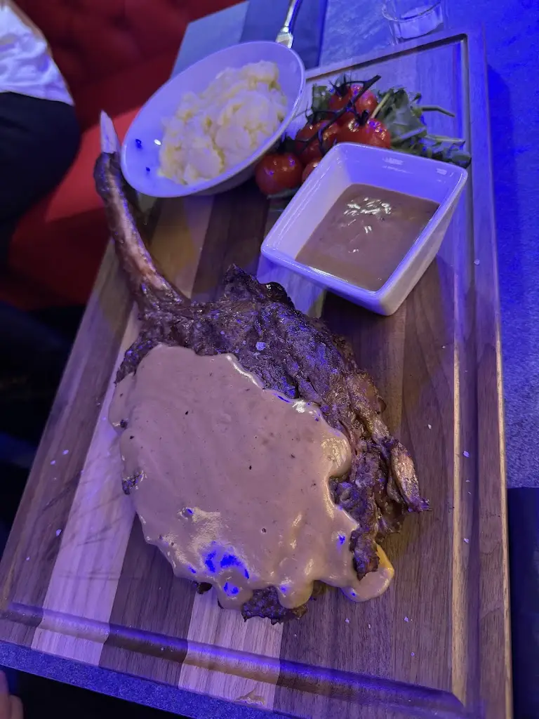 Tofik Murataj_Eagle Grill & Bar_Maidstone_review