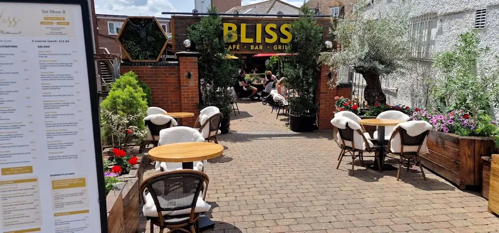 Simon Fifield_Bliss bar&restaurant_Maidstone_review