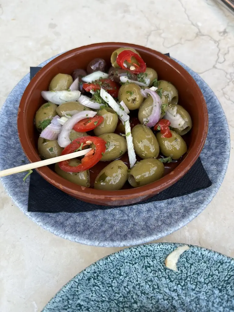 Vanessa Murphy_Fifty Four_Lytham St Annes_review