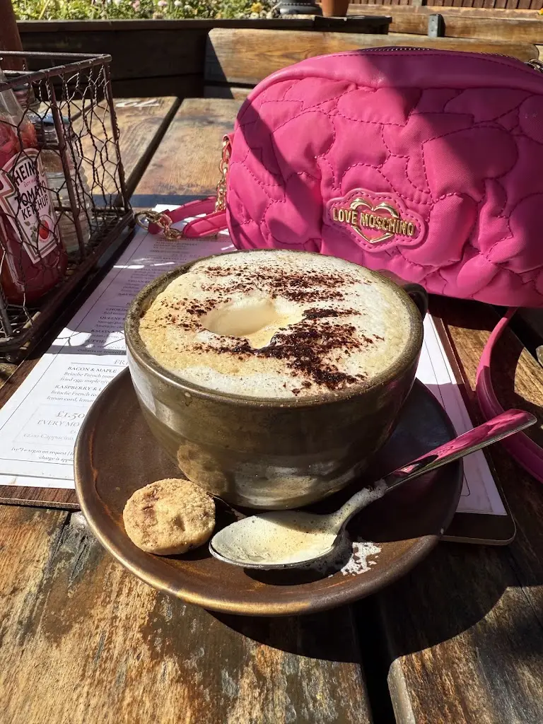 Caroline Sankey_The Queens Hotel_Lytham St Annes_recensione