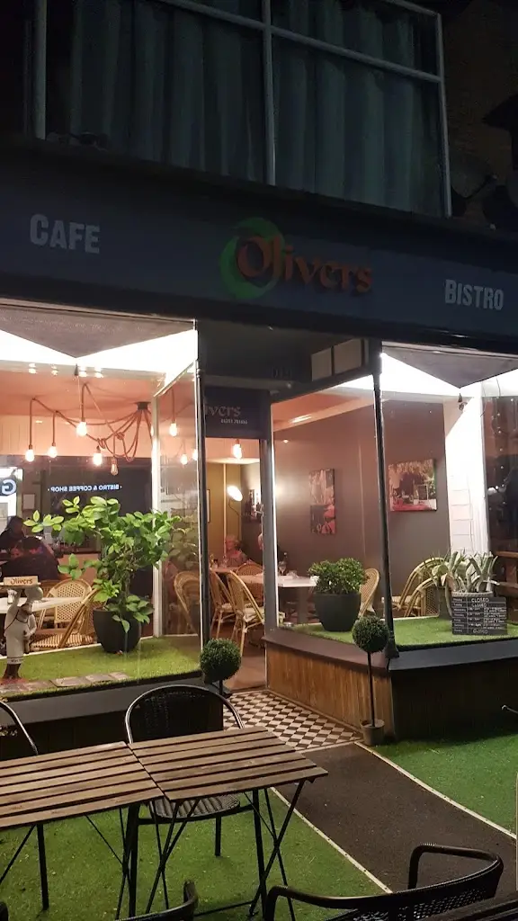 Christine Patsarou_Oliver's_Lytham St Annes_review