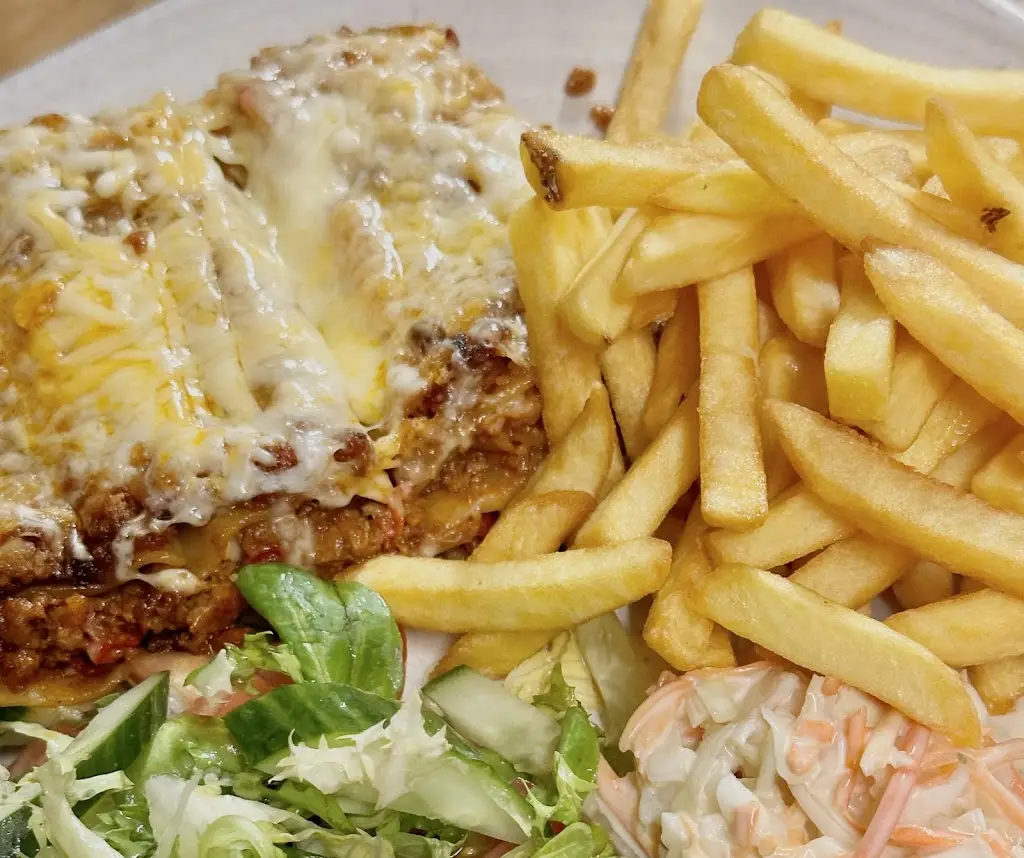 Duran's Cafe_Maple Cross_slider_image_2