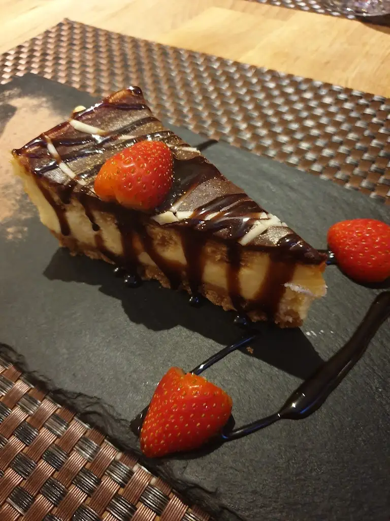 Yvonne Newton_Rossini_Mansfield Woodhouse_review