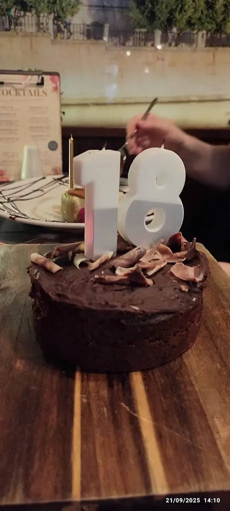 Monika Krzeminska_Tap Haus_Mansfield Woodhouse_review